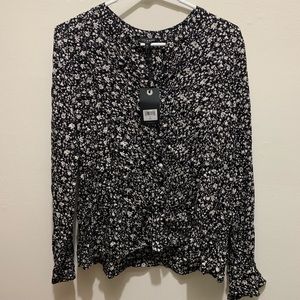 Lucky Brand black & white flowered blouse